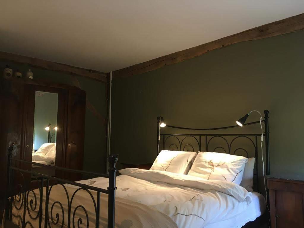 Benb La Fosse Bleue Bed & Breakfast Signy-lʼAbbaye Dış mekan fotoğraf